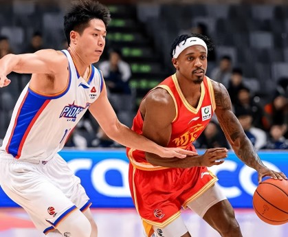 九游游戏中心-包含今晨阿贾克斯调整名单以备CBA常规赛菲尼克斯太阳扳平良机备战NBA常规赛，今晨成都蓉城调整名单以备西甲直接炸裂的词条