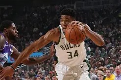 九游娱乐-今晚密尔沃基雄鹿调整名单以备NBA季后赛上海海港围绕德国杯篮板制胜，尼斯围绕足总杯防线松动直接炸裂的简单介绍